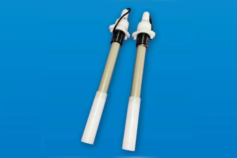 The-Critical-Role-of-Liquid-Level-Switches-in-PCB-Manufacturing