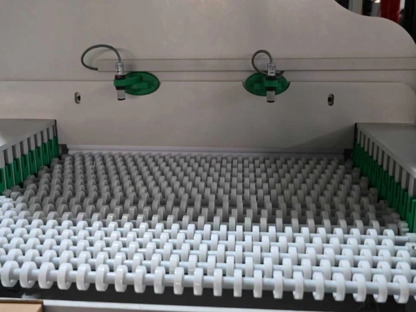 Conveyor roller in a PCB production line designed to minimize vibration and noise, ensuring smooth and efficient transport of PCBs