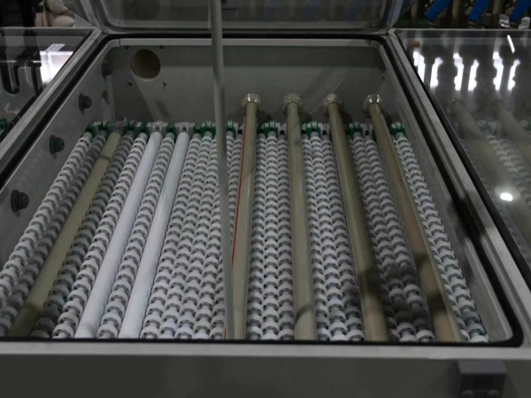 Qixingyuan Wheel Discs ensuring smooth and stable PCB transport, reducing vibrations and preventing misalignment during high-speed production